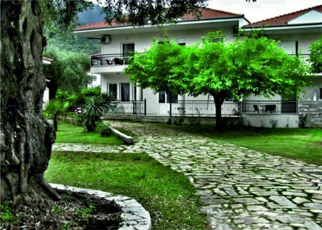 Aneton Aparthotel Криси Амудия Екстериор снимка