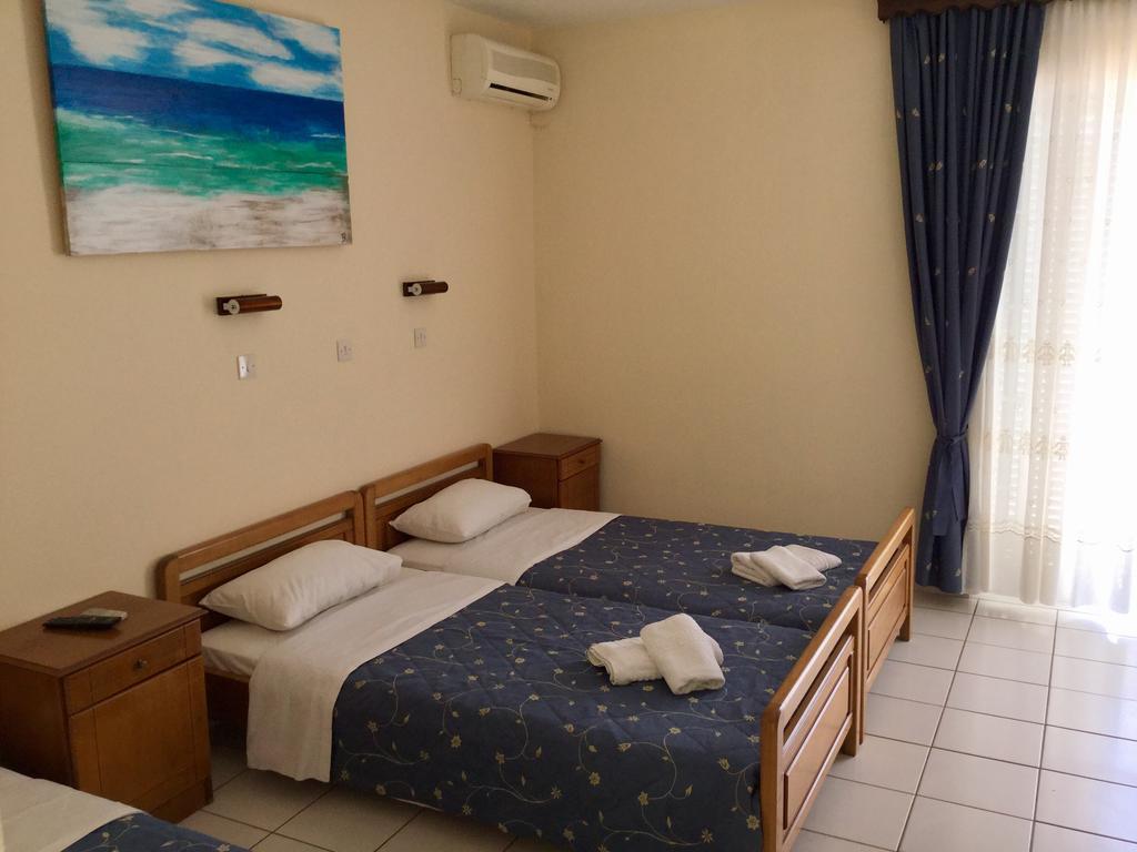 Aneton Aparthotel Криси Амудия Екстериор снимка