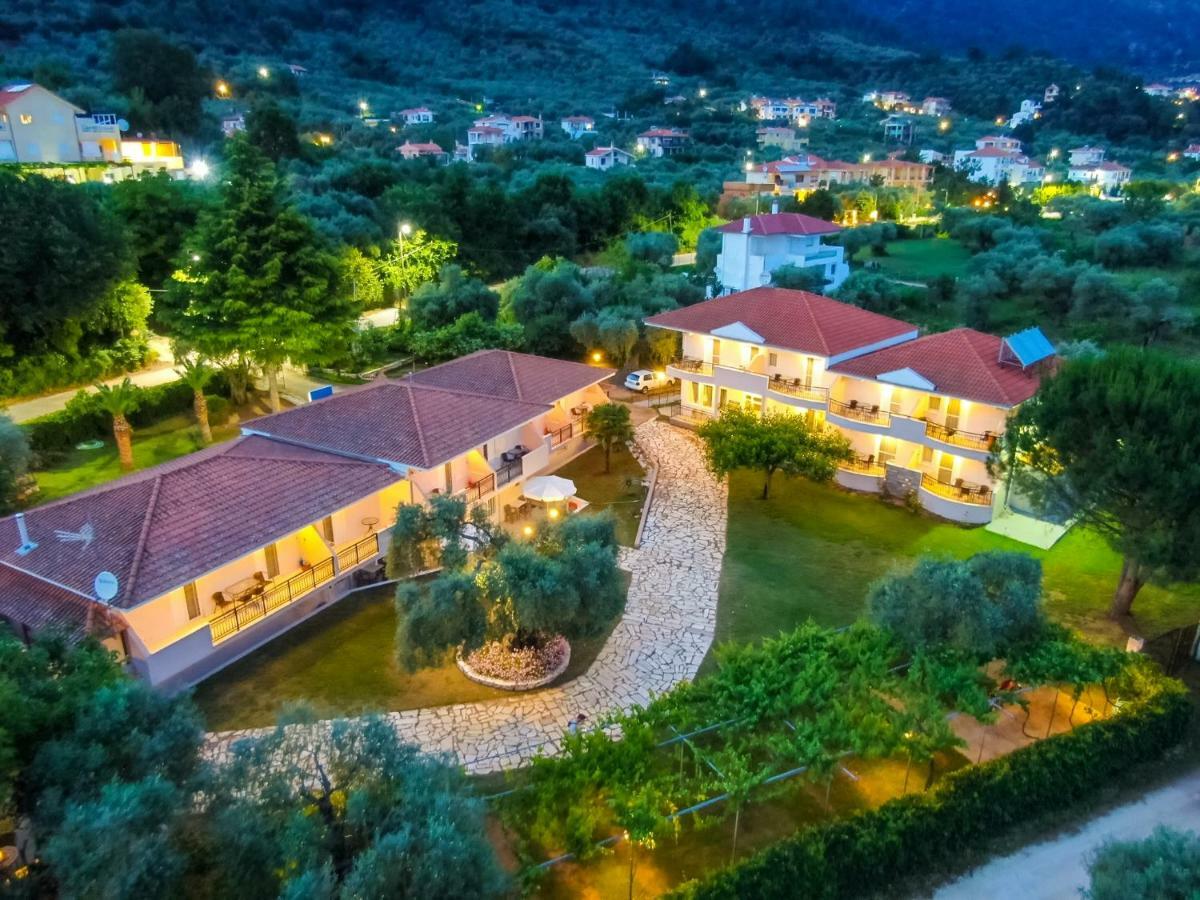 Aneton Aparthotel Криси Амудия Екстериор снимка